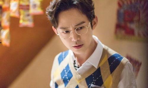 何炅娱乐爆料事件视频,揭秘幕后真相与明星圈层风云  第1张